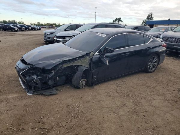 2020 LEXUS ES350 350 F Sport — Front 3/4