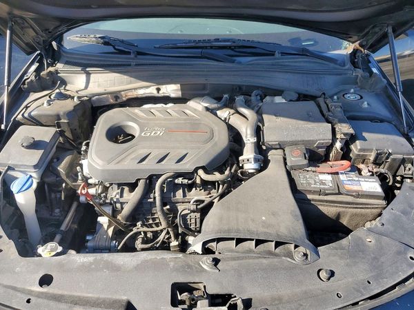 2019 KIA OPTIMA — Engine bay