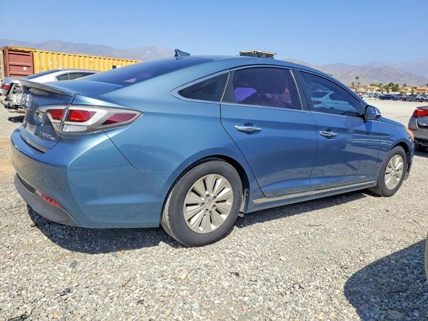 2016 HYUNDAI SONATA GL (Middle-Low)