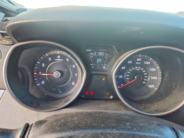 2013 HYUNDAI ELANTRA — ODOM