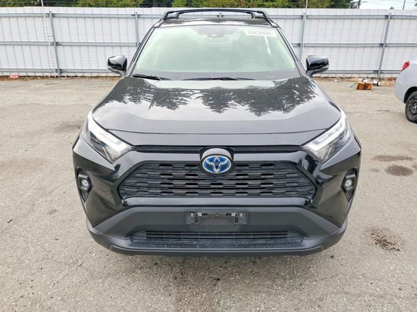 2022 TOYOTA RAV4 XLE Premium — DIRF