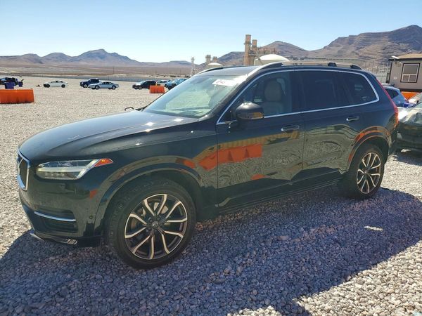 2018 VOLVO XC90 — DSFA — Front 3/4