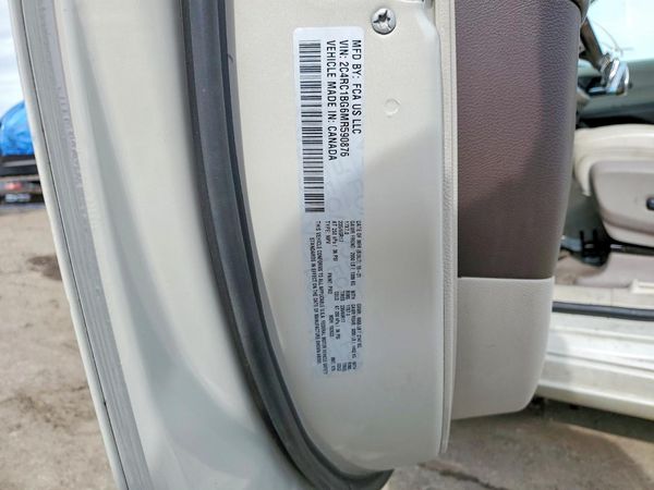 2021 CHRYSLER PACIFICA Touring L — VINS