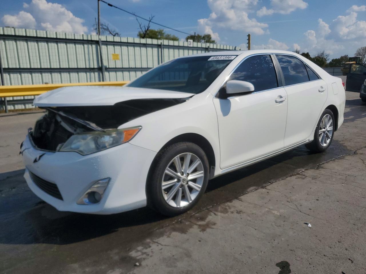 2012 TOYOTA CAMRY — Front 3/4