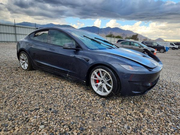 2024 TESLA MODEL 3 — Passenger 3/4