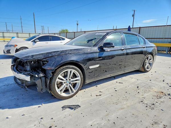 2014 BMW 750 750Li/Alpina B7 — Front 3/4