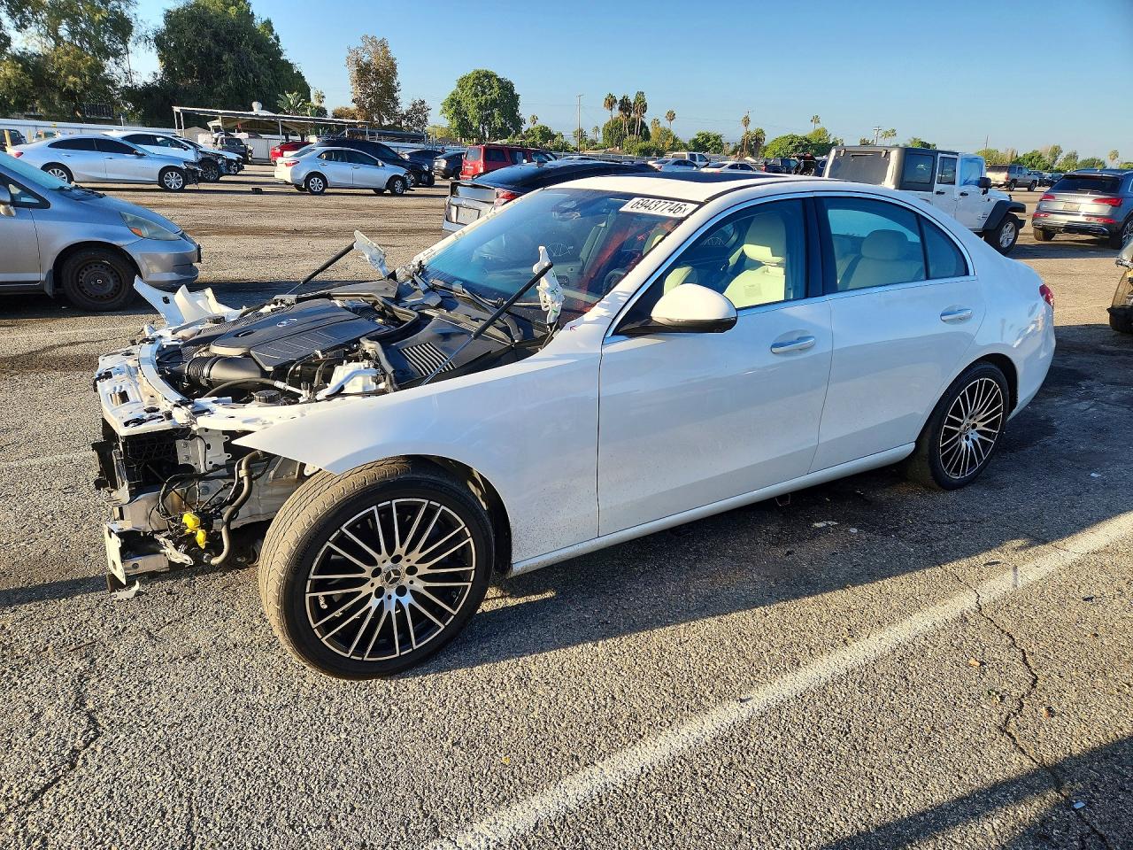 2023 MERCEDES-BENZ C C300 — Front 3/4