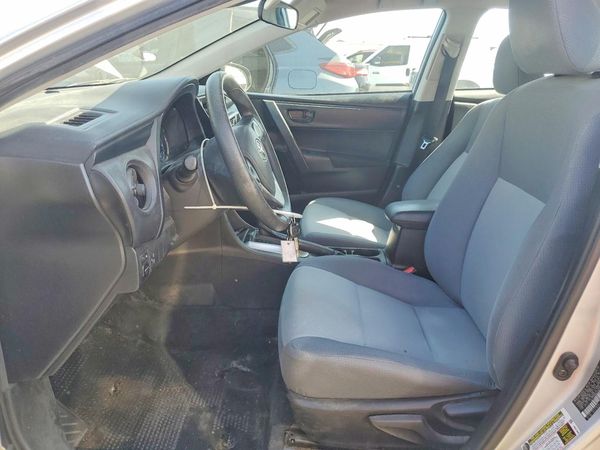 2017 TOYOTA COROLLA — DENT