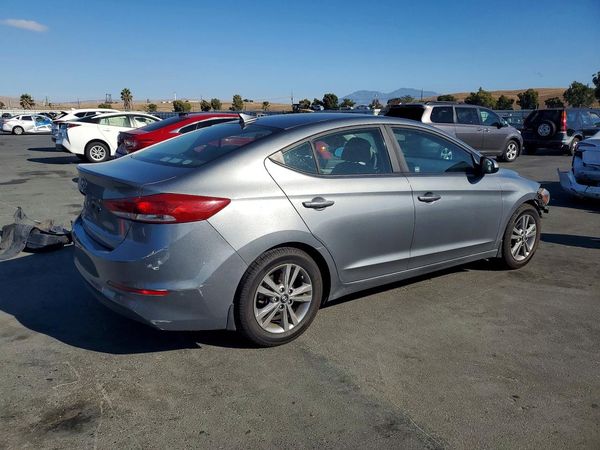 2018 HYUNDAI ELANTRA