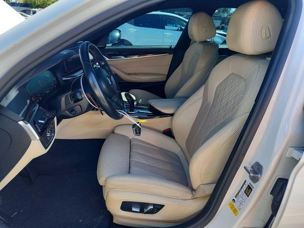 2021 BMW 540 — DENT