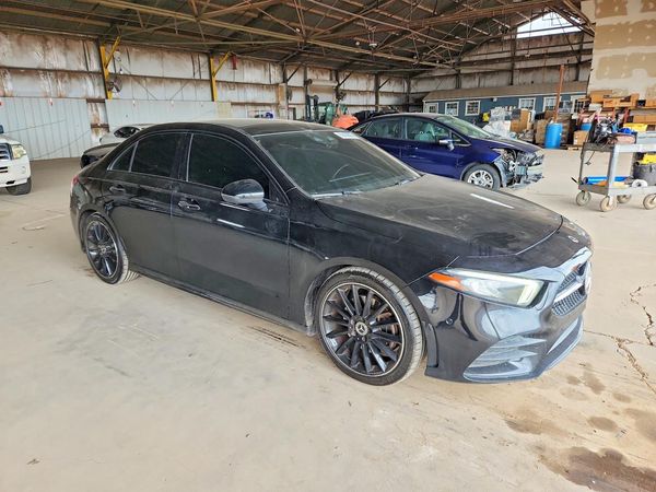 2019 MERCEDES-BENZ A
