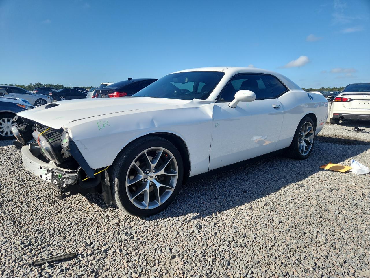 2019 DODGE CHALLENGER — Front 3/4