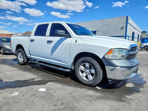2014 RAM 1500 ST
