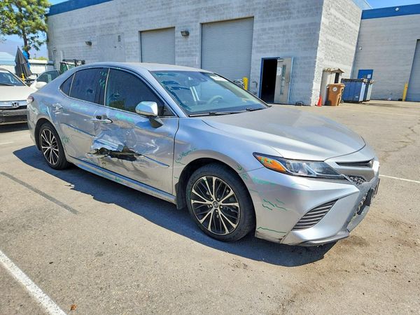 2020 TOYOTA CAMRY