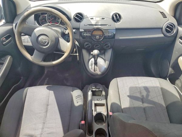 2014 MAZDA MAZDA2 Sport/GX — CKPT