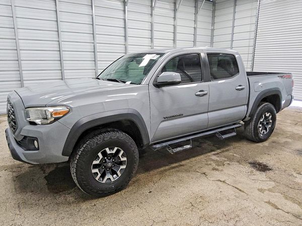 2021 TOYOTA TACOMA SR5 — Front 3/4