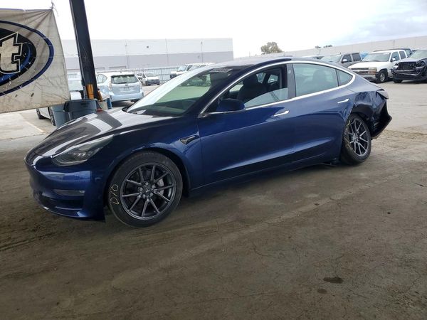 2019 TESLA MODEL 3 — Front 3/4
