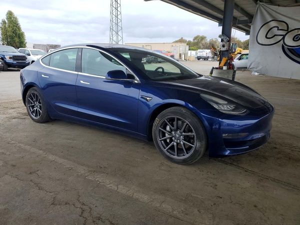 2019 TESLA MODEL 3 — Passenger 3/4