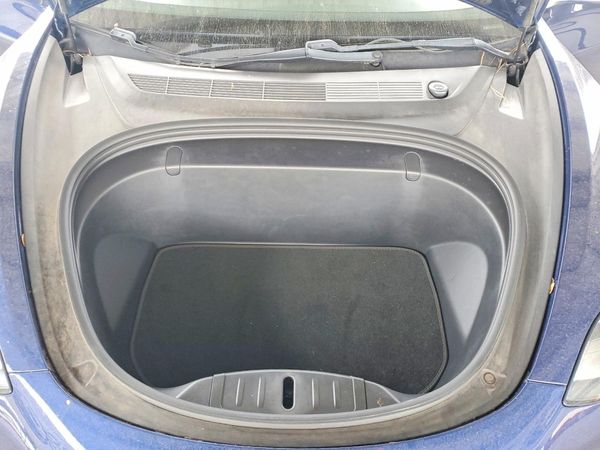 2019 TESLA MODEL 3 — Engine bay