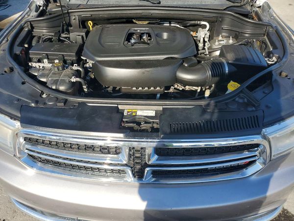 2017 DODGE DURANGO SXT — Engine bay
