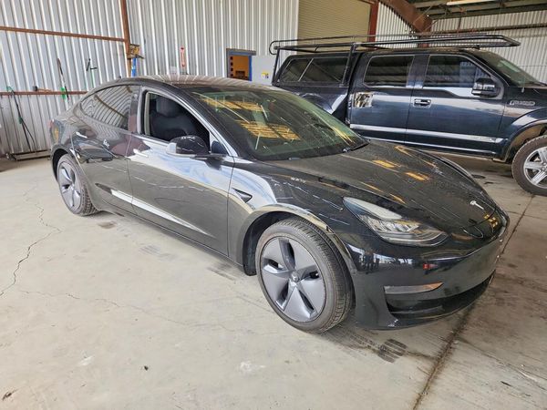 2018 TESLA MODEL 3 — Passenger 3/4