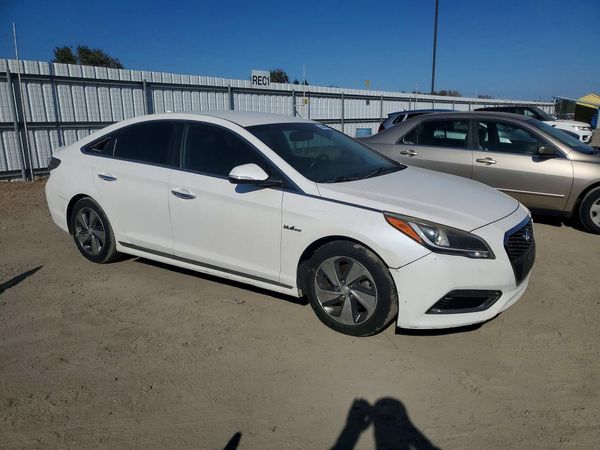 2016 HYUNDAI SONATA GLS (Middle) — Passenger 3/4