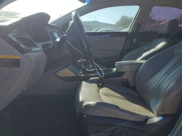 2016 HYUNDAI SONATA GLS (Middle) — DENT