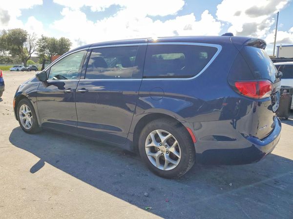 2017 CHRYSLER PACIFICA Touring L — DSRA