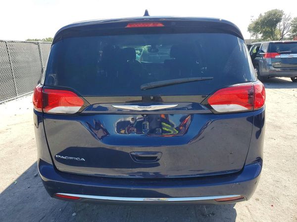 2017 CHRYSLER PACIFICA Touring L — DIRR