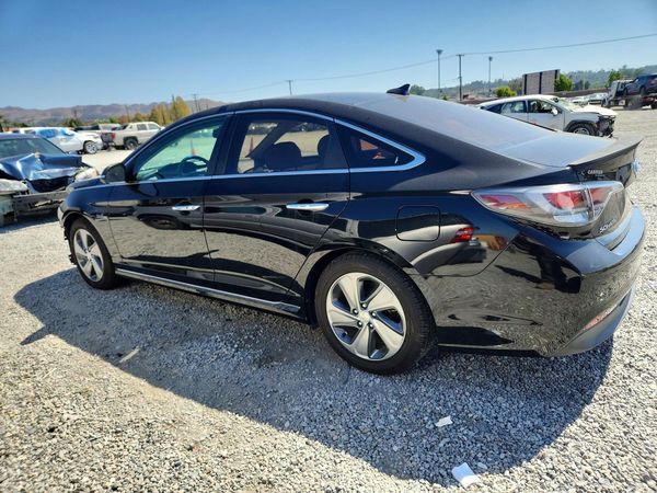 2016 HYUNDAI SONATA GLS (Middle) — DSRA