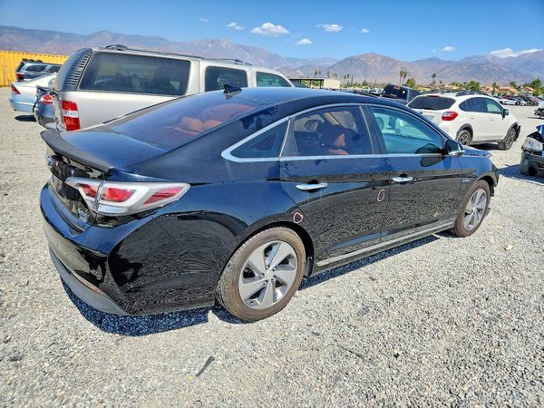 2016 HYUNDAI SONATA GLS (Middle) — PSRA