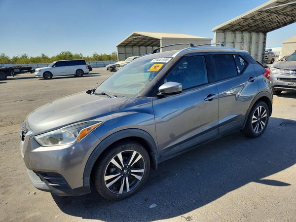 2019 NISSAN KICKS — Front 3/4