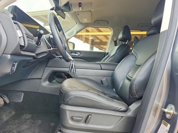 2026 NISSAN ARMADA — DENT