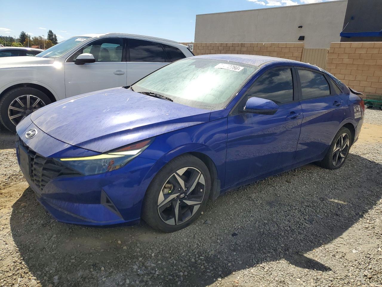2023 HYUNDAI ELANTRA SEL — Front 3/4