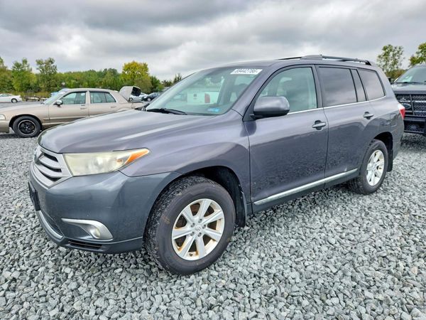 2012 TOYOTA HIGHLANDER — DSFA — Front 3/4
