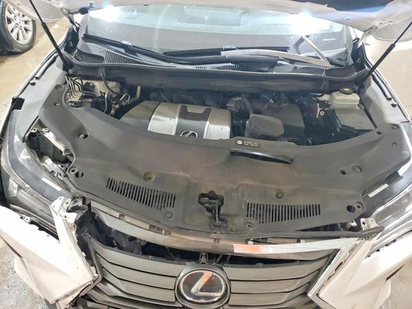 2019 LEXUS RX 350 — Engine bay