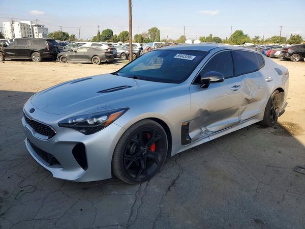 2018 KIA STINGER — Front 3/4