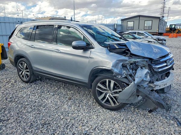 2016 HONDA PILOT Elite — Passenger 3/4