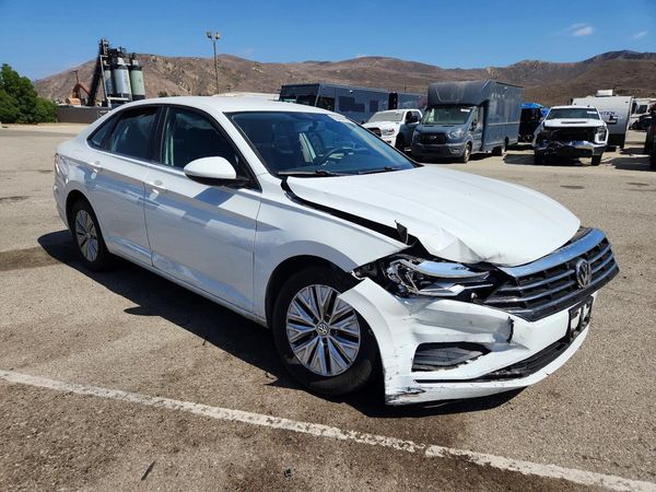 2019 VOLKSWAGEN JETTA S, SE, R-Line — Passenger 3/4