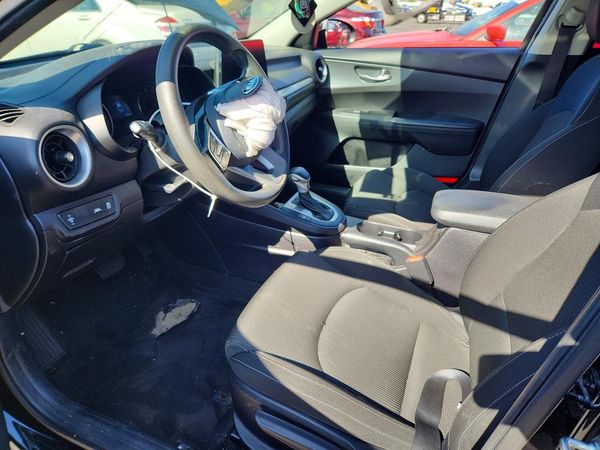 2021 KIA FORTE — DENT