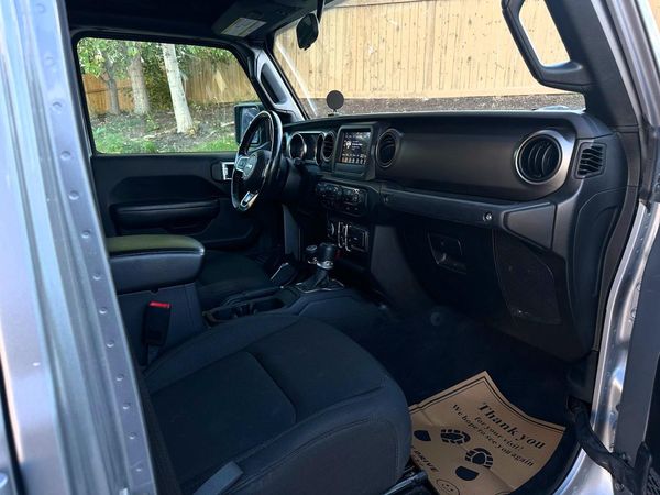 2020 JEEP GLADIATOR Sport