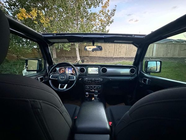 2020 JEEP GLADIATOR Sport