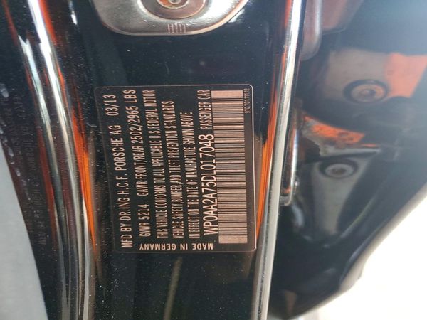 2013 PORSCHE PANAMERA Base (2WD), 4 (4WD) — VINS