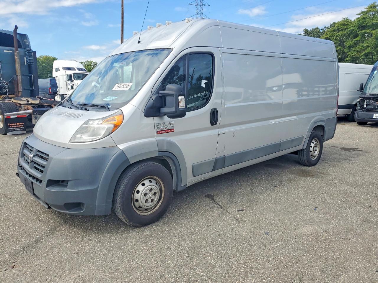 2018 RAM PROMASTER 2500 — Front 3/4