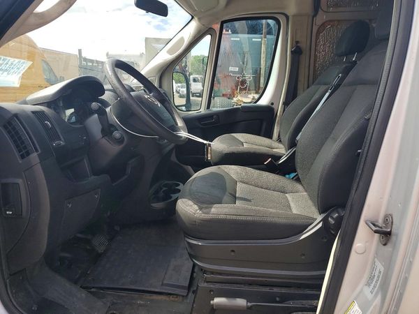 2018 RAM PROMASTER 2500 — DENT