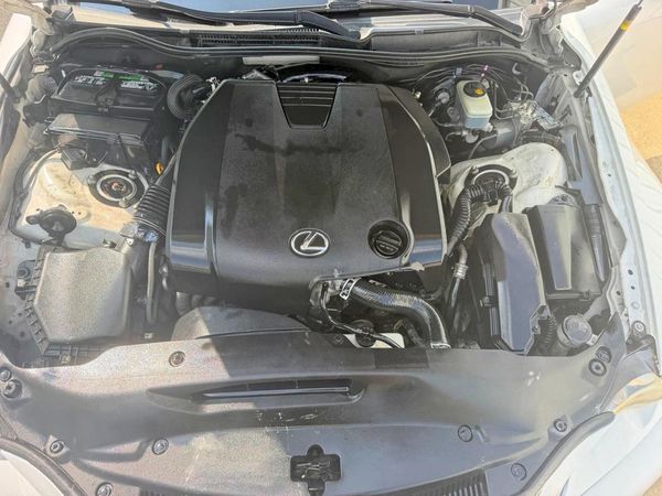 2015 LEXUS IS 250