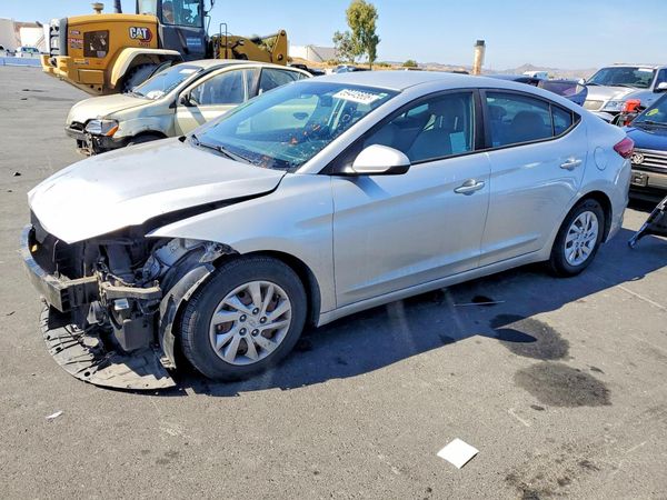 2018 HYUNDAI ELANTRA — DSFA — Front 3/4