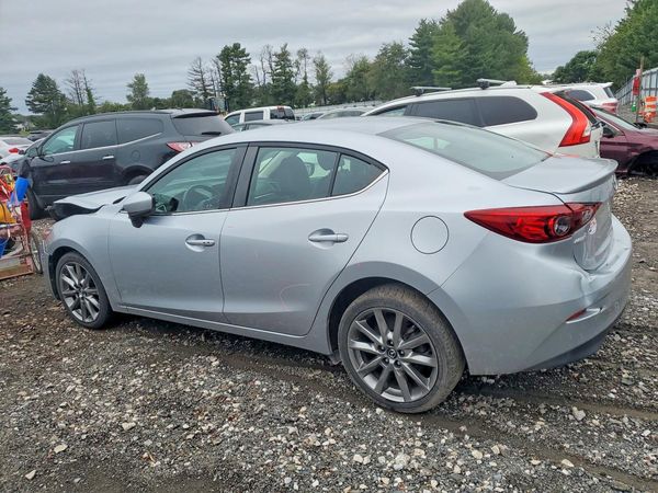 2018 MAZDA 3 Touring — DSRA