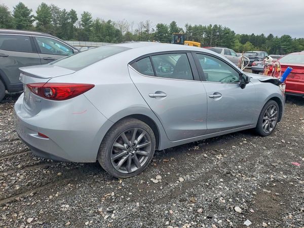 2018 MAZDA 3 Touring — PSRA