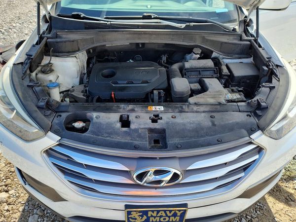 2018 HYUNDAI SANTA FE Sport Base — Engine bay